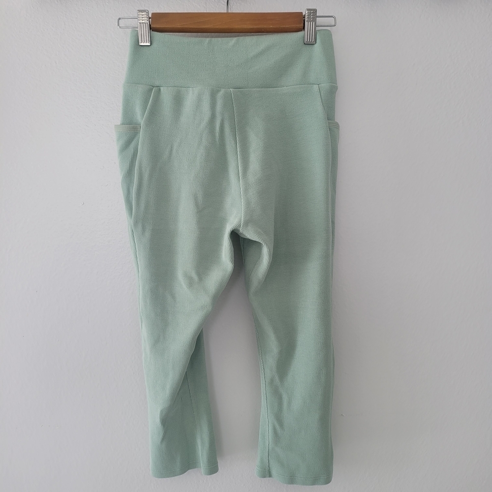 Gymshark Poise Cropped Leggings Light Green Legging Capris Size M - Picture 8 of 11